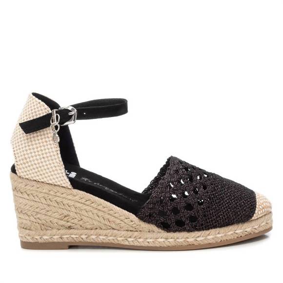 XTI Shoes - NEW XTI women's wedge sandal in black